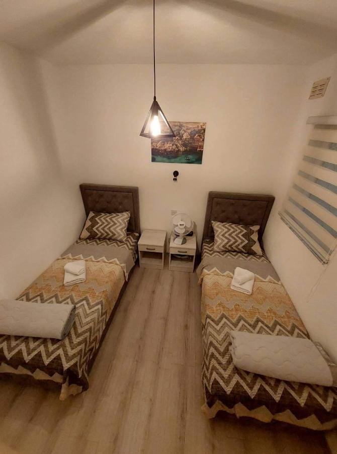 Sky Apartment 1 خليج سانت بول المظهر الخارجي الصورة