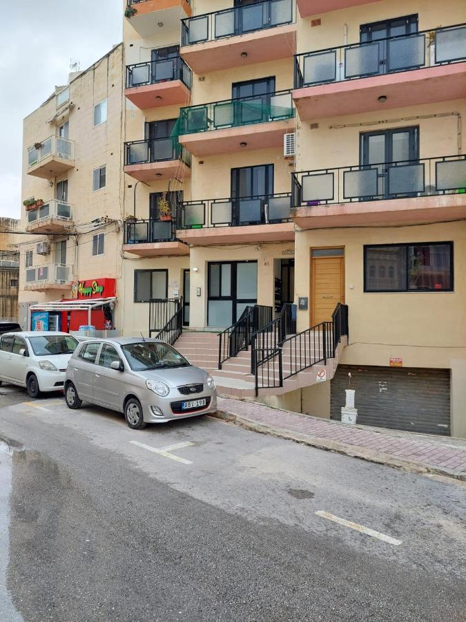 Sky Apartment 1 خليج سانت بول المظهر الخارجي الصورة