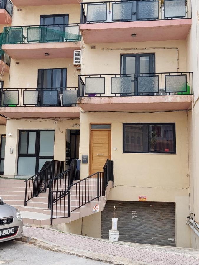 Sky Apartment 1 خليج سانت بول المظهر الخارجي الصورة